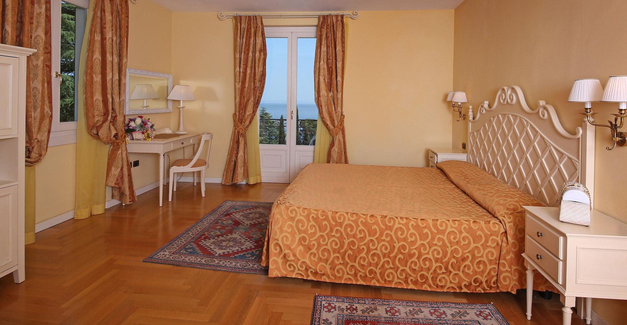 Villa Sofia Hotel Gardone Riviera Ngoại thất bức ảnh