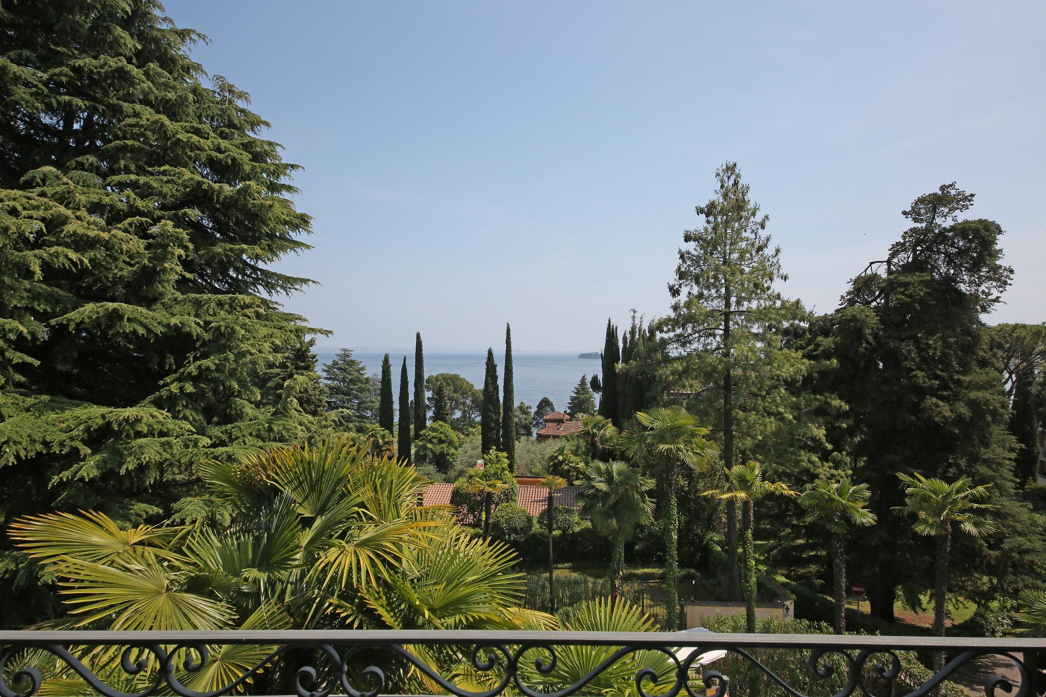 Villa Sofia Hotel Gardone Riviera Ngoại thất bức ảnh