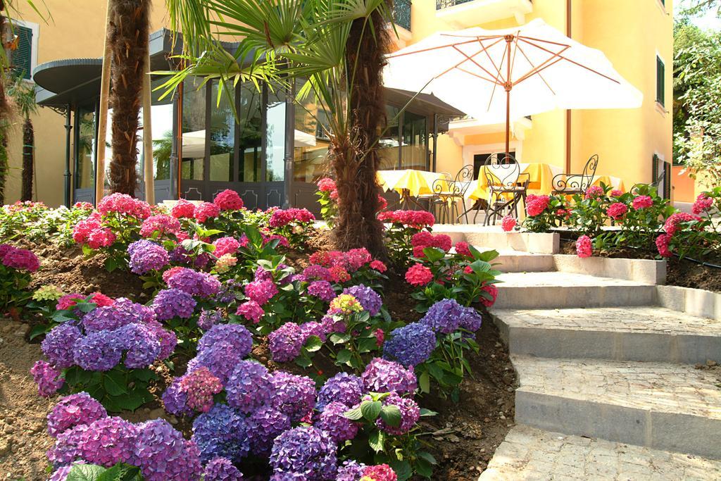 Villa Sofia Hotel Gardone Riviera Ngoại thất bức ảnh