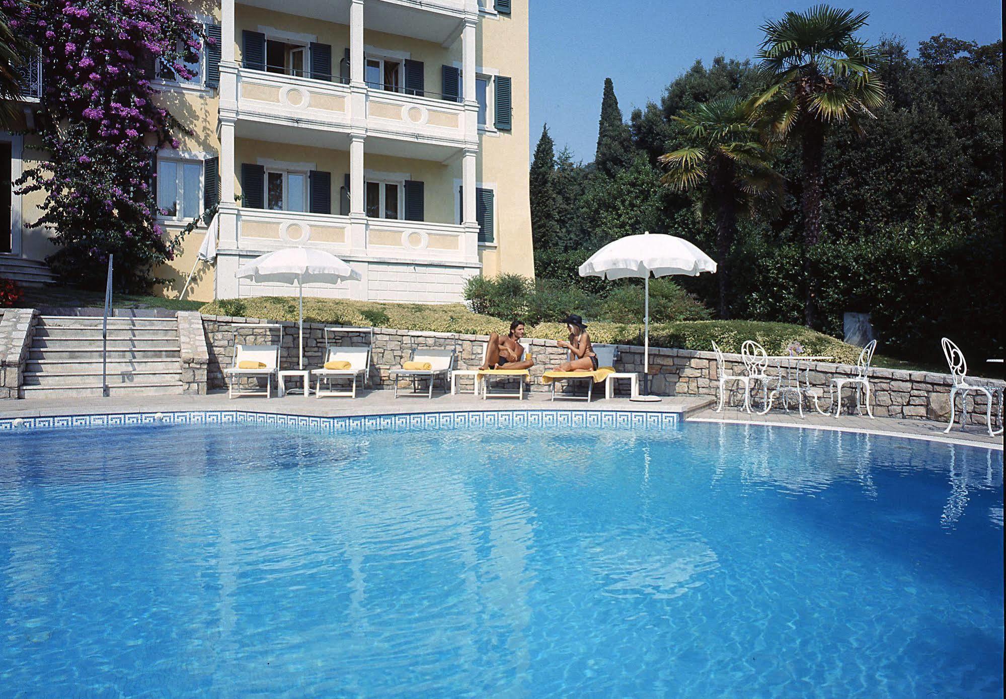 Villa Sofia Hotel Gardone Riviera Ngoại thất bức ảnh